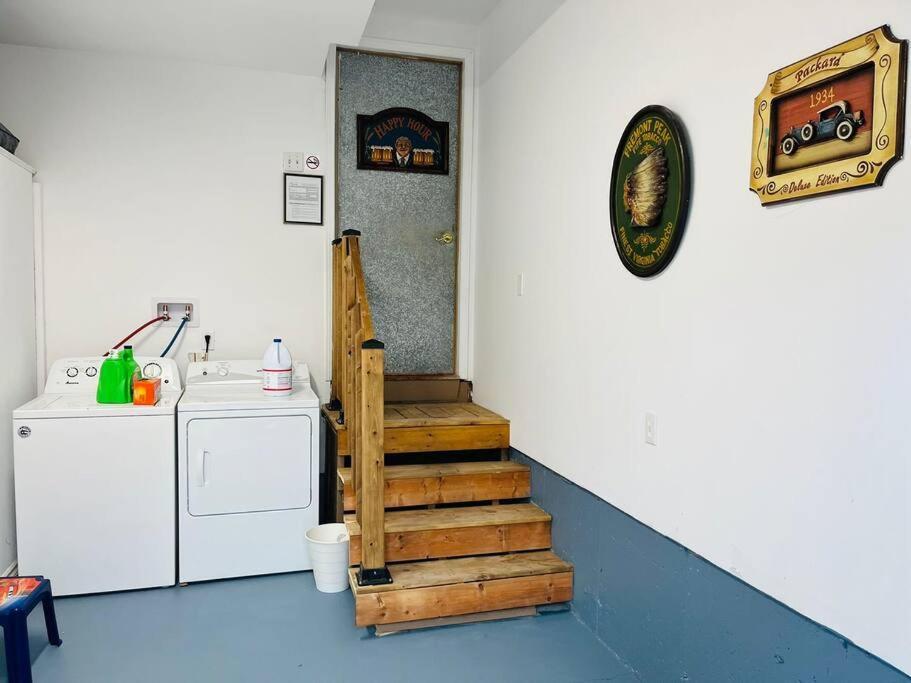 Vila Emily'S Charming House Brossard Exteriér fotografie